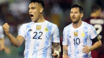 Con una goleada en Caracas, Argentina volvió al ruedo en las Eliminatorias 