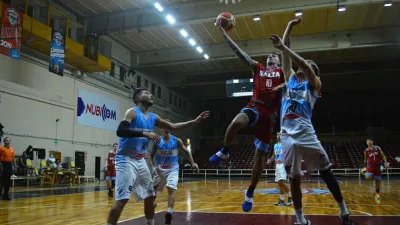 Básquet: Echagüe visita a Colón en un duelo por escaparle al último lugar de la tabla