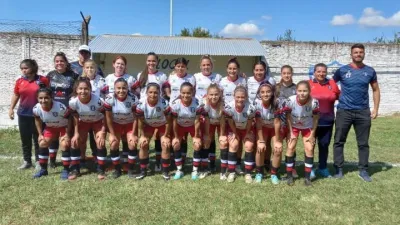 Fútbol: San Benito y Mariano Moreno, finalistas de la Copa de Oro Femenina