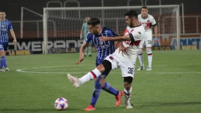 Fútbol: Godoy Cruz alcanzó la igualdad, pero no la punta ante Tigre