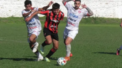 Fútbol: Atlético Paraná se quedó con el clásico ante Patronato en la Liga Paranaense