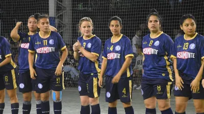 Cuatro paranaenses siguen en carrera rumbo al Mundial Femenino de Futsal