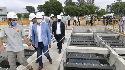 El gobernador Gustavo Bordet recorrió la planta de agua potable de Concordia que lleva un 75 por ciento de avance y cuenta con financiamiento de Enohsa.