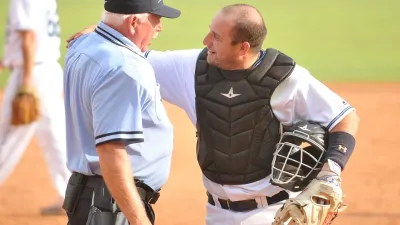 Con un home run del paranaense Motroni, Argentina festejó ante Nueva Zelanda