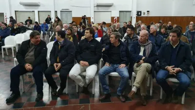 Reunión en Crespo