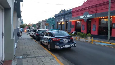 Uno de los allanamientos por presunto lavado de activo se realizó en un local comercial ubicado en 1° de Mayo, entre Bolivia y Colón, de Concordia.