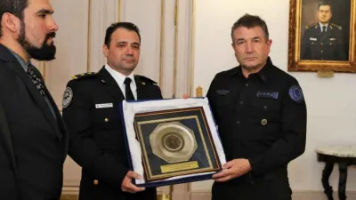 Roncaglia encabezó el acto