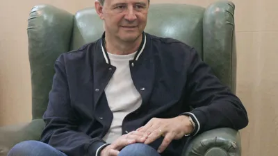 Adán Bahl. “Mi modelo de gestión es fortalecer el diálogo entre lo público y lo privado (…) No es casual que hayamos desarrollado nuestro Ente Municipal de Turismo, que está integrado por el sector privado, pero también por las universidades, los sindicatos y todos los sectores de la economía que gravitan en este gran motor que es la actividad turística. Las decisiones las adoptamos en conjunto”.