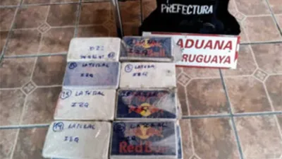 Justicia ultra rápida en el Uruguay: 5 días después de que intentó cruzar un puente con 42 kilos de cocaína, ya lo condenaron a prisión
