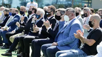 Los dirigentes argentinos votaron la rescisión del contrato antes del sorteo del nuevo torneo en Ezeiza.