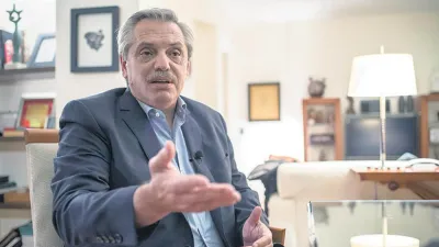 Alberto Fernández: “Me siento muy incómodo teniendo que ser yo quien explica los incumplimientos de Macri con el Fondo Monetario”.