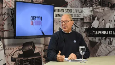 Alfredo Bel reconoció que muchas rutas “están detonadas”. Responsabilizó a la falta de mantenimiento y obras, pero también a la irresponsabilidad de algunos transportistas. 