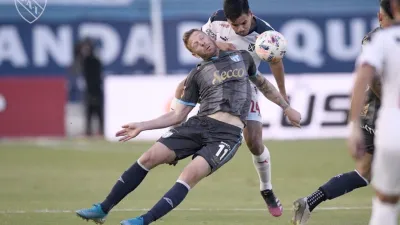 Con el aporte del entrerriano Renzo Tesuri, Atlético Tucumán sorprendió a Independiente