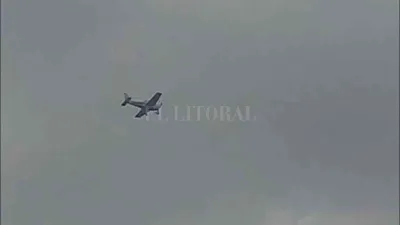 Humedales: una avioneta con bengalas, posible hipótesis de incendio en las islas