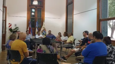 Bahl se reunió con vecinos por la falta de agua
