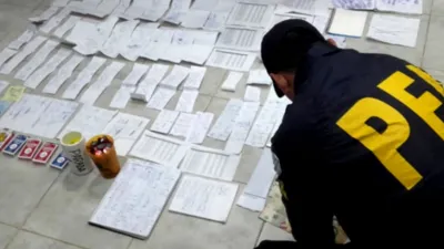 Cuatro detenidos por usar un bar en Colón para encubrir una quiniela clandestina