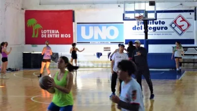 U17