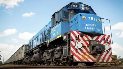 El presidente, Javier Milei, firmó un decreto para iniciar la privatización de Belgrano Cargas.