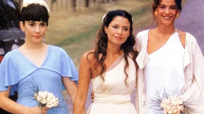 Julieta Ortega, junto a sus damas de honor. 