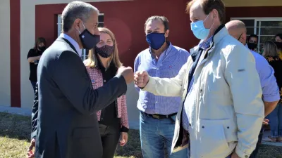 Bordet en Urdinarrain con el intendente Martínez