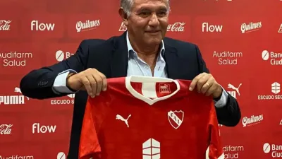 Burruchaga se ofreció en Independiente: “Siempre dije que quería dirigir y acá estoy”