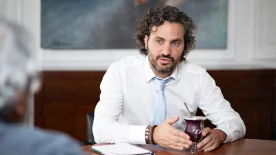 Santiago Cafiero es el jefe de Gabinte.