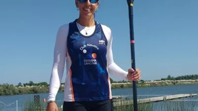 Canotaje: la paranaense Micaela Maslein impulsa su sueño mundialista vendiendo gorras