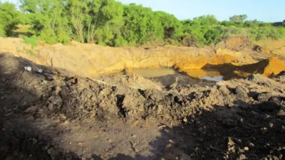 Advirtieron por tala y posible contaminación de napas por una cantera en San José