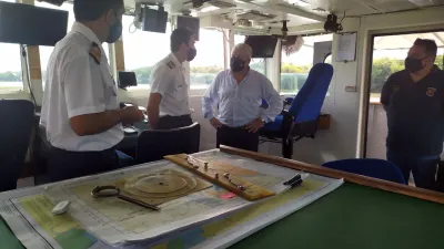 Convenio con CARU: la Armada iniciará mantenimiento en el balizamiento del río Uruguay