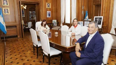 Cristina Kirchner reapareció con una foto junto a Rafael Correa