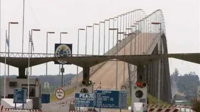 El mismo día en el que comenzó a regir el confinamiento en gran parte de la Argentina, el Gobierno informó que también seguirán cerradas las fronteras para el turismo.