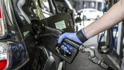 El precio aumentó en todas las estaciones de servicio del país.