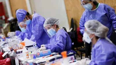 El aumento de nuevos contagios que había empezado a darse de manera lenta pero sostenida desde el 17 de abril, se acentuó en las últimas semanas.