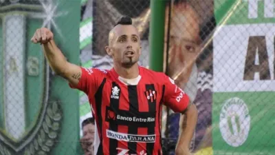 Patronato: Cristian Chimino está en la mira del DT de Huracán