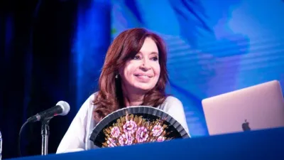 Cristina Kirchner defendió la reforma judicial y cargó contra Macri