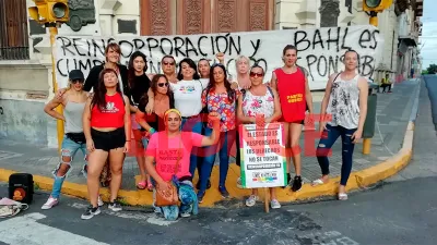 Marcharon en Paraná para pedir por el cumplimiento del cupo laboral trans
