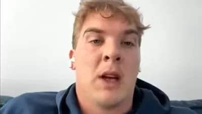 Davis es una de las figuras clave del escándalo.