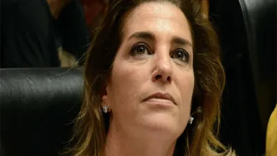 Débora Pérez Volpin