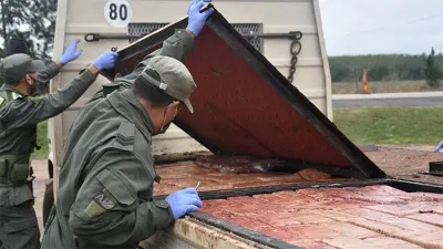 Los cruces desde Paraguay se hacían por el río Paraná, a la altura de Itatí y se llegaron a transportar hasta 700 kilos de marihuana en viajes que duraban unos minutos. 