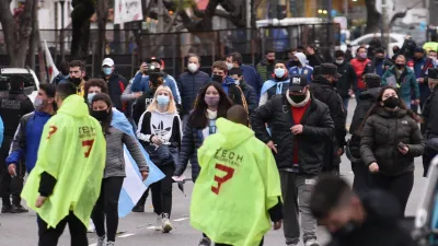 El público regresó a los estadios con alegría por ver a Messi y a la selección