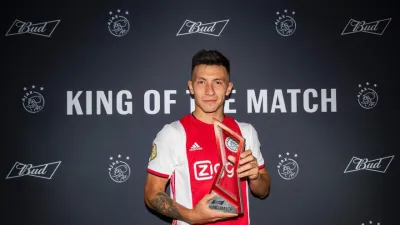 “Llop me dijo que no podía jugar de central”, recordó el gualeyo Martínez