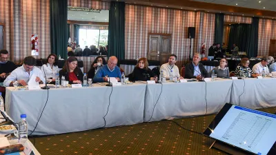 El Consejo Federal de Educación se reunió en Ushuaia, donde se definió trabajar de manera intersectorial la ampliación horaria en la escuela primaria.