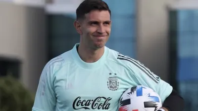 “Queremos seguir ganando porque es el año del Mundial”, expresó ‘Dibu’ Martínez