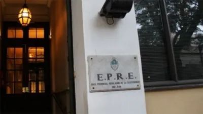 El Ente Provincial Regulador de la Energía (EPRE) volvió a incrementar el cuadro tarifario y erosiona aún más el ingreso de los entrerrianos.