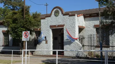 Escuela N°203 Guaraní de Crespo