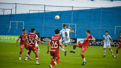 Atlético Tucumán y Huracán no se sacaron ventajas en los minutos restantes