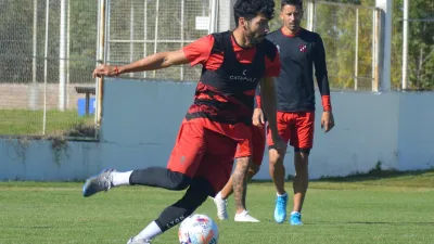 Fútbol: Patronato recuperó siete jugadores para visitar a Vélez Sarsfield
