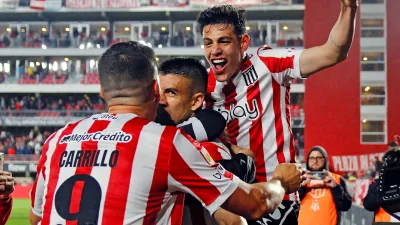 En La Plata, Estudiantes recuperó la sonrisa en el inicio de la décima fecha