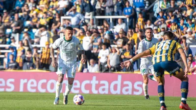 Banfield se recuperó ante Rosario Central en el Gigante de Arroyito