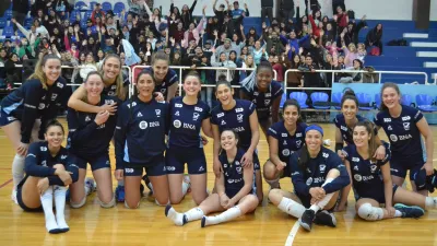 Vóley: con la entrerriana Germanier, “Las Panteras” tuvieron su despedida en el CeNARD